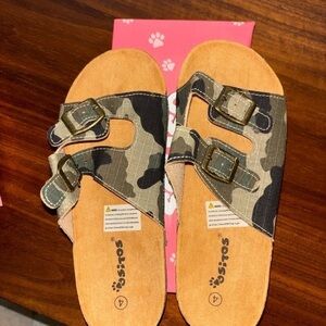 Bistos Camouflage Kids Sandals